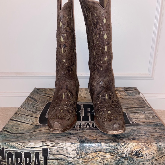 CORRAL WOMEN'S Vintage WESTERN BOOTS - Picture 10 of 10